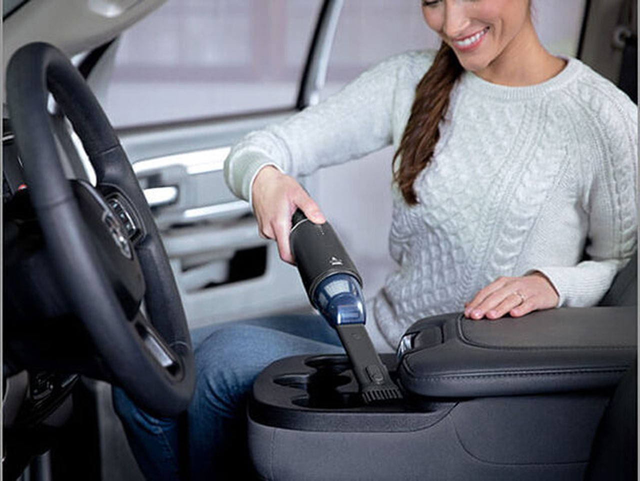 Máy hút bụi cầm tay mini