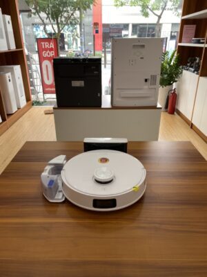 Hình ảnh thực tế Ecovacs Deebot T10 tại cửa hàng Cao Thiên Phát