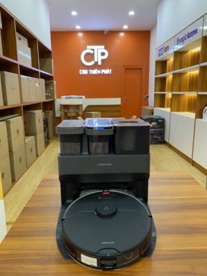 Hình ảnh thực tế Roborock S7 MaxV Ultra tại cửa hàng Cao Thiên Phát
