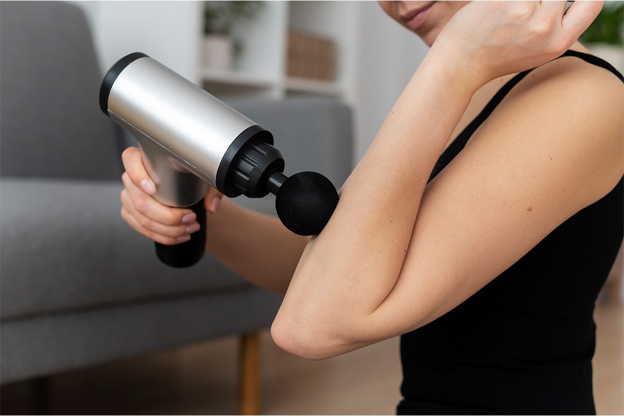 Giảm căng cơ tay sau khi tập luyện