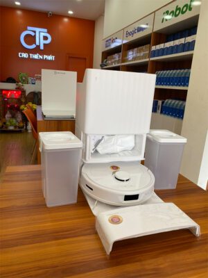 Robot hút bụi Roborock Q Revo