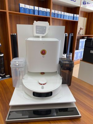 Hình ảnh thực tế robot hút bụi Xiaomi Mijia 2 Pro tại cửa hàng Cao Thiên Phát