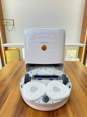 Robot hút bụi Narwal J3