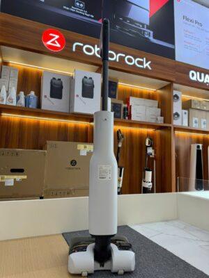 Roborock F25 gập nghiêng 180°